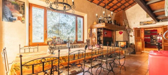 4 bedrooms Villa in Pienza, Italy No. 179477 9