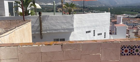 3 bedrooms House in Salobrena, Spain No. 135549 7