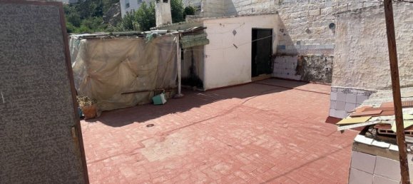 3 bedrooms House in Salobrena, Spain No. 135549 4