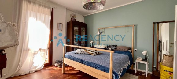 4 rooms Apartment in Vicenza, Italy No. 12821 21
