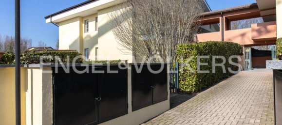 6 rooms Apartment in Fubine Monferrato, Italy No. 105374 17