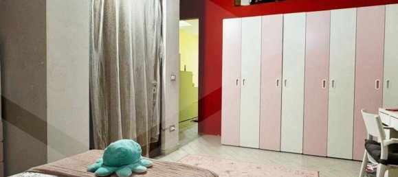 4غرفة منزل ذو طابقين في Rome, Italy رقم 32779 19