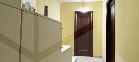 4غرفة منزل ذو طابقين في Rome, Italy رقم 32779 14