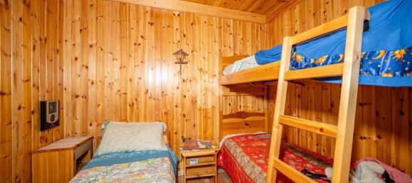 3-salle Appartement à Ronzo-Chienis, Italy No. 279467 12