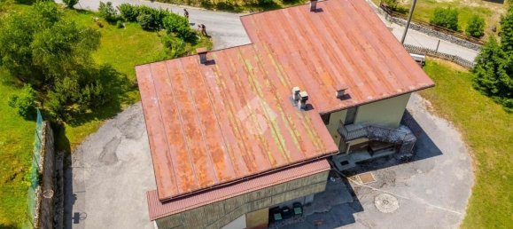 3-salle Appartement à Ronzo-Chienis, Italy No. 279467 28