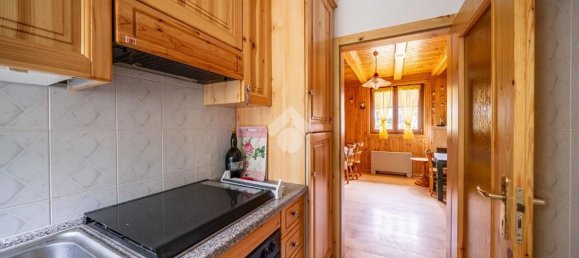 3-salle Appartement à Ronzo-Chienis, Italy No. 279467 5