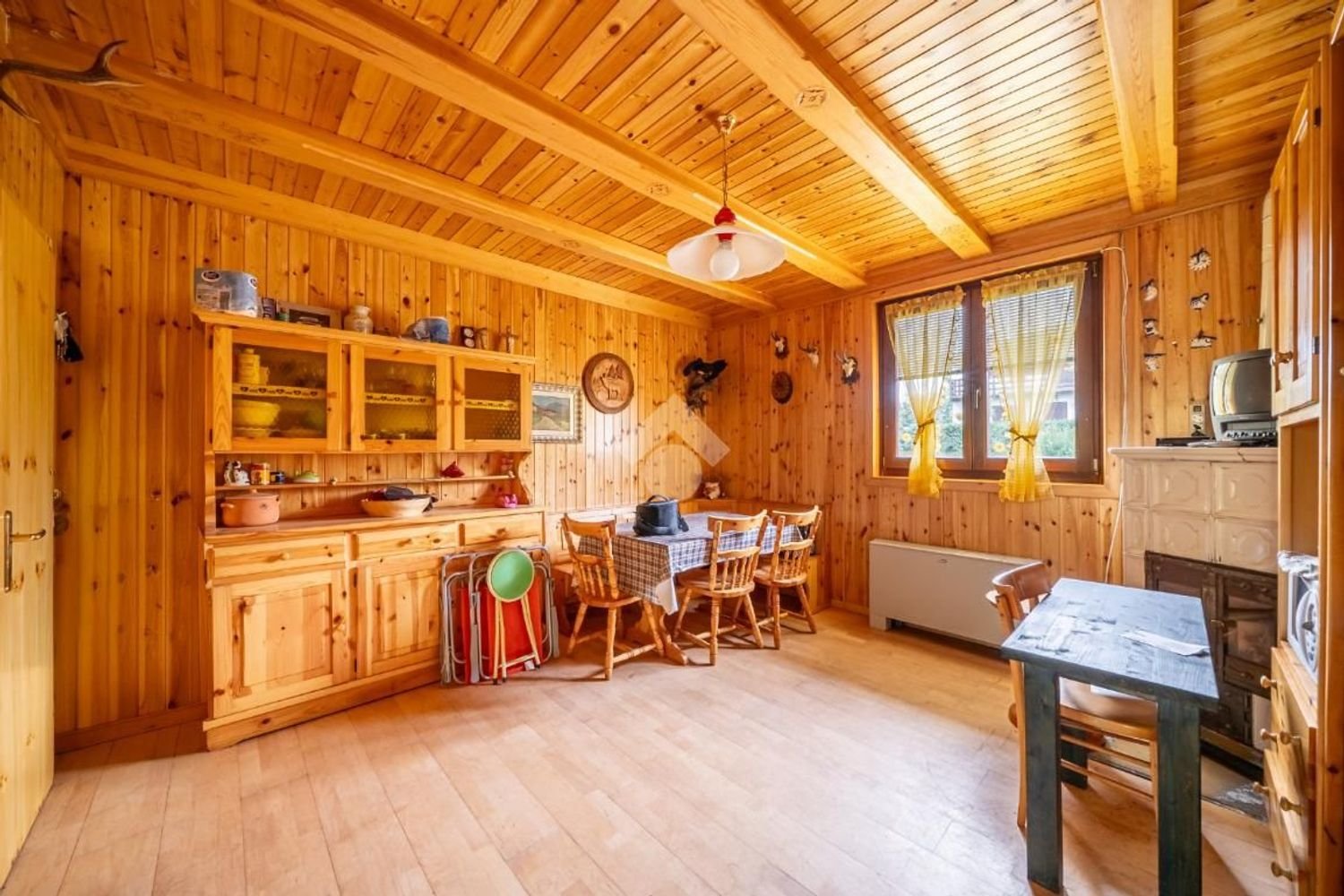 3-salle Appartement à Ronzo-Chienis, Italy No. 279467