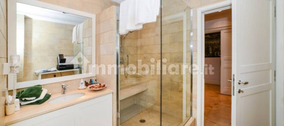 5 rooms Office in Rome, Italy No. 336791 16