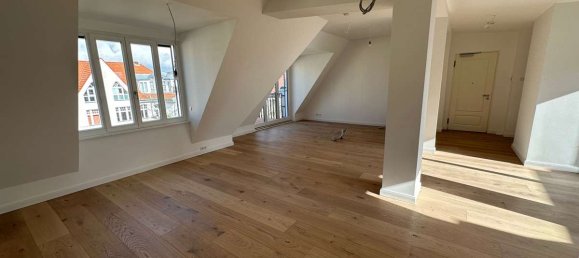 Пентхаус с 3 комнатами в Фриденау, Германия № 23662 2