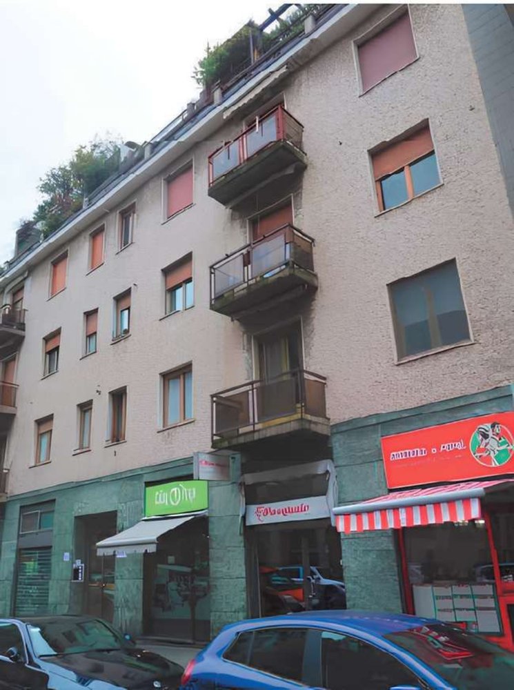 Квартира с 4 комнатами в Милан, Италия № 287587