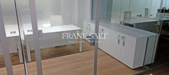 Oficina en Santa Venera, Malta 27 m² No. 12073 2