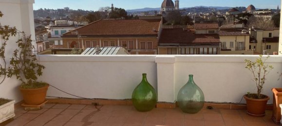 2 bedrooms Penthouse in Florence, Italy No. 355912 4