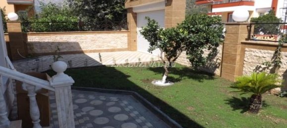 Villa 6+1 in Kemer, Turkey No. 28359 2