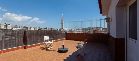 2 chambres Penthouse à L'Hospitalet de Llobregat, Spain No. 137130 2