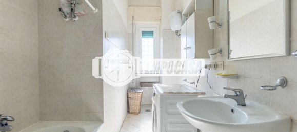 1 bedroom Apartment in Rome, Italy No. 335801 5