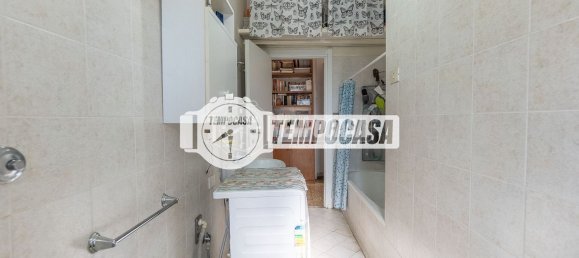 1 bedroom Apartment in Rome, Italy No. 335801 2