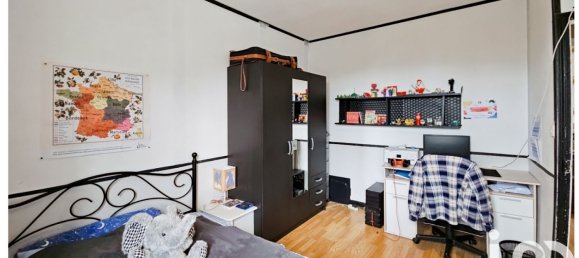 4 chambres Maison de ville à Dordives, France No. 58733 8