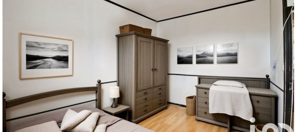 4 chambres Maison de ville à Dordives, France No. 58733 7