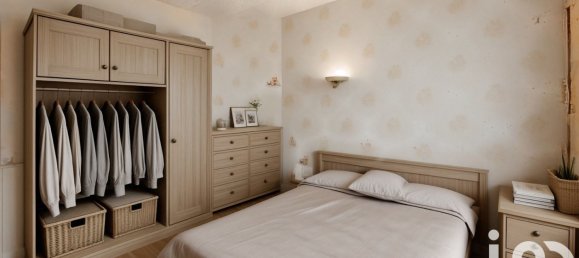 4 chambres Maison de ville à Dordives, France No. 58733 9