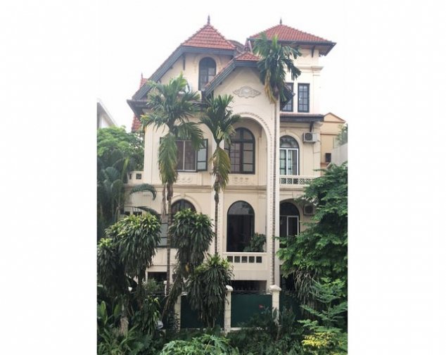 4 غرف نوم فيلا في Tay Ho, Vietnam رقم 2530