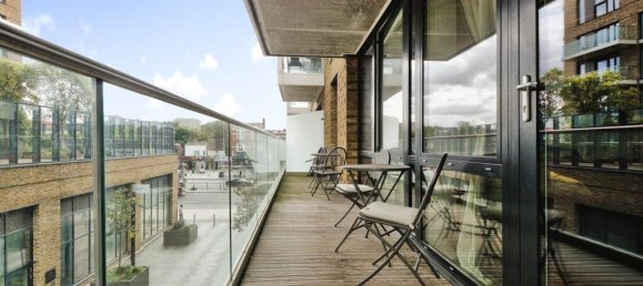 2 bedrooms Apartment in London, United Kingdom No. 10625 30