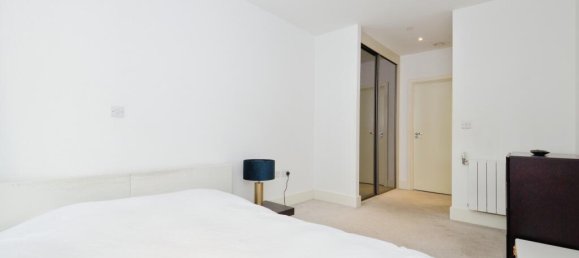 2 bedrooms Apartment in London, United Kingdom No. 10625 46