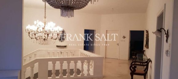 Villa de 5 dormitorios en Mosta, Malta No. 3228 7