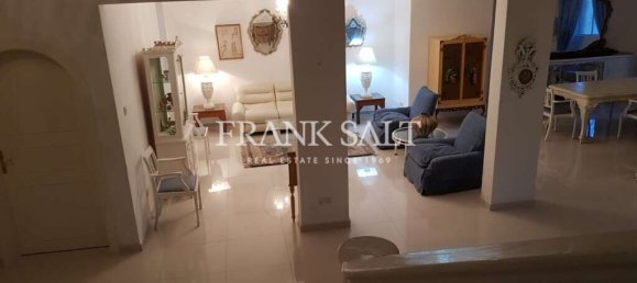 Villa de 5 dormitorios en Mosta, Malta No. 3228 4