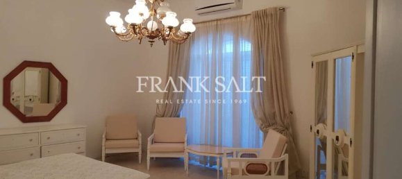 Villa de 5 dormitorios en Mosta, Malta No. 3228 11