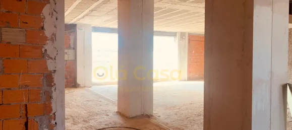 190m² Commercial property in Vila Nova de Gaia, Portugal No. 42460 14