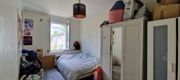 1 bedroom Apartment in Bordeaux, France No. 291380 2