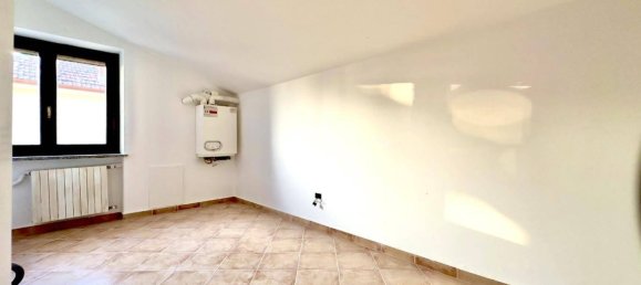 2 Schlafzimmer Haus in Tortona, Italy, Nr. 33952 14