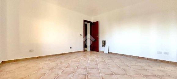 2 Schlafzimmer Haus in Tortona, Italy, Nr. 33952 2