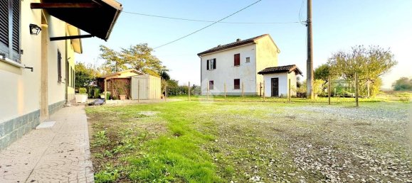 2 Schlafzimmer Haus in Tortona, Italy, Nr. 33952 10