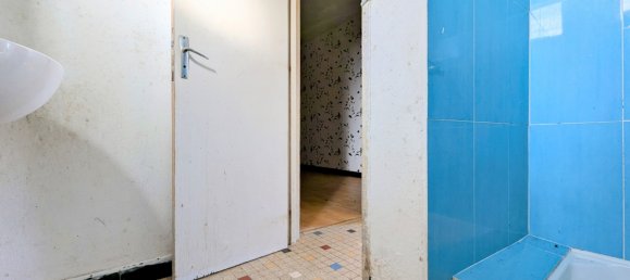 2 bedrooms House in Saillans, France No. 100316 12