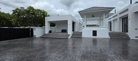 5 chambres house à vendre à Pattaya, Chonburi, Eastern Thailand, Thailand № 60088 3