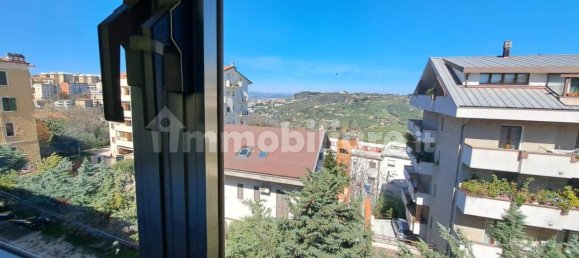 3 chambres Appartement à Chieti, Italy No. 41845 10