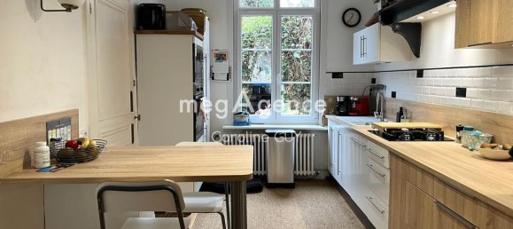 5 chambres Maison de ville à Arques, France No. 160439 2