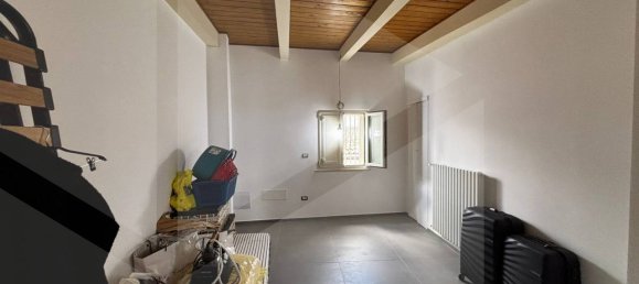 3 rooms House in Bitetto, Italy No. 29310 40