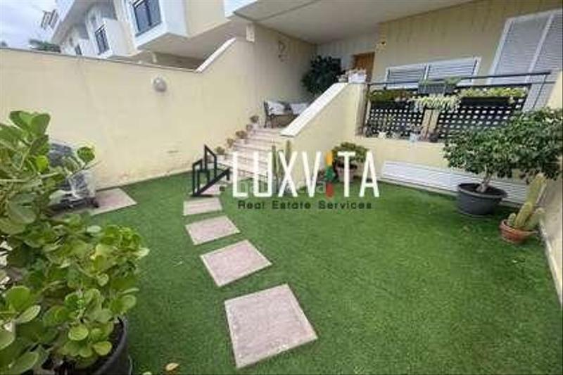 Adosado de 4 dormitorios en Adeje, Spain No. 43850