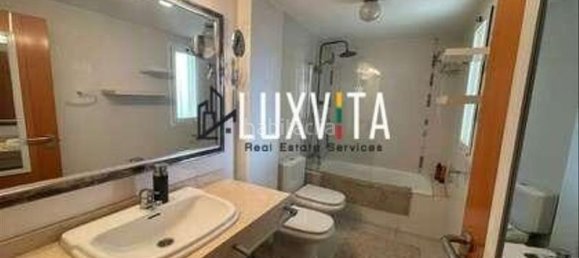 Adosado de 4 dormitorios en Adeje, Spain No. 43850 26