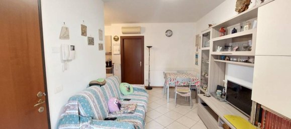 Apartamento de 2 habitaciónes en Lissone, Italy No. 29684 4