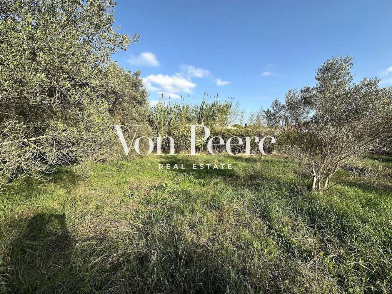 Terreno em Paradou, France 2234 m² N.º 203011