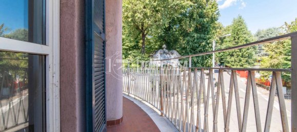 2 chambres Appartement à Appiano Gentile, Italy No. 266838 11