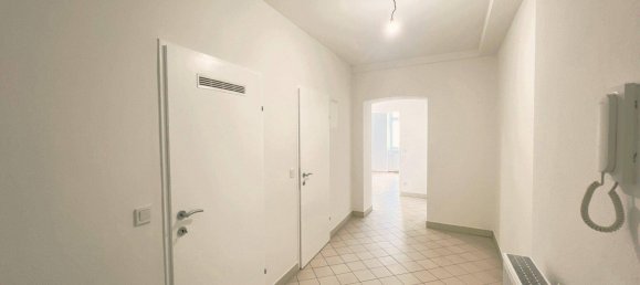 3-salle Appartement à Hernals, Austria No. 185474 16