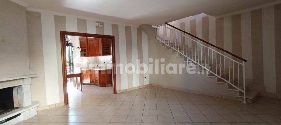 4 غرف نوم فيلا في Avellino, Italy رقم 170779 26