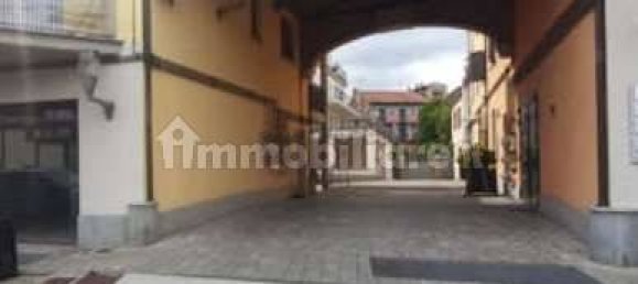 Garaje de 1 habitación en Nizza Monferrato, Italy No. 7371 10