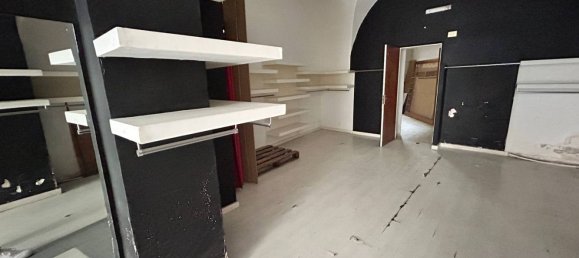 85m² Commercial property in Paternò, Italy No. 258973 7