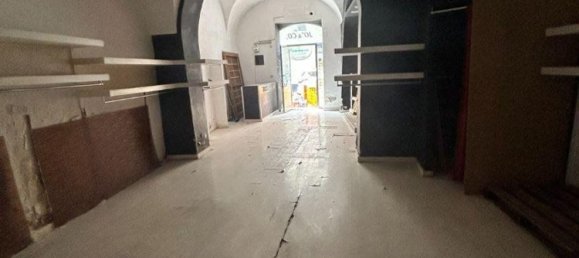 85m² Commercial property in Paternò, Italy No. 258973 14
