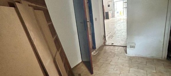 85m² Commercial property in Paternò, Italy No. 258973 13